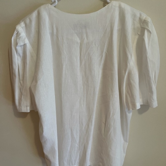 *SOLD* Lila Collection Linen Shirt Embroidered Detail - Picture 5 of 6